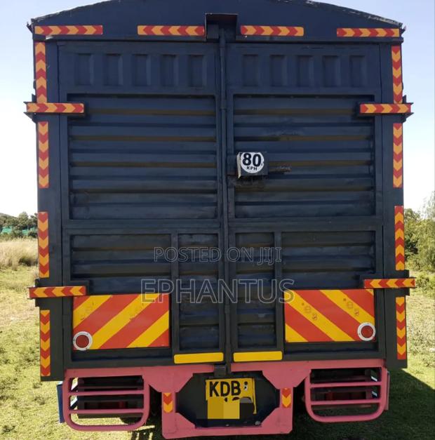 Isuzu Elf 2013 - thumbnail 7