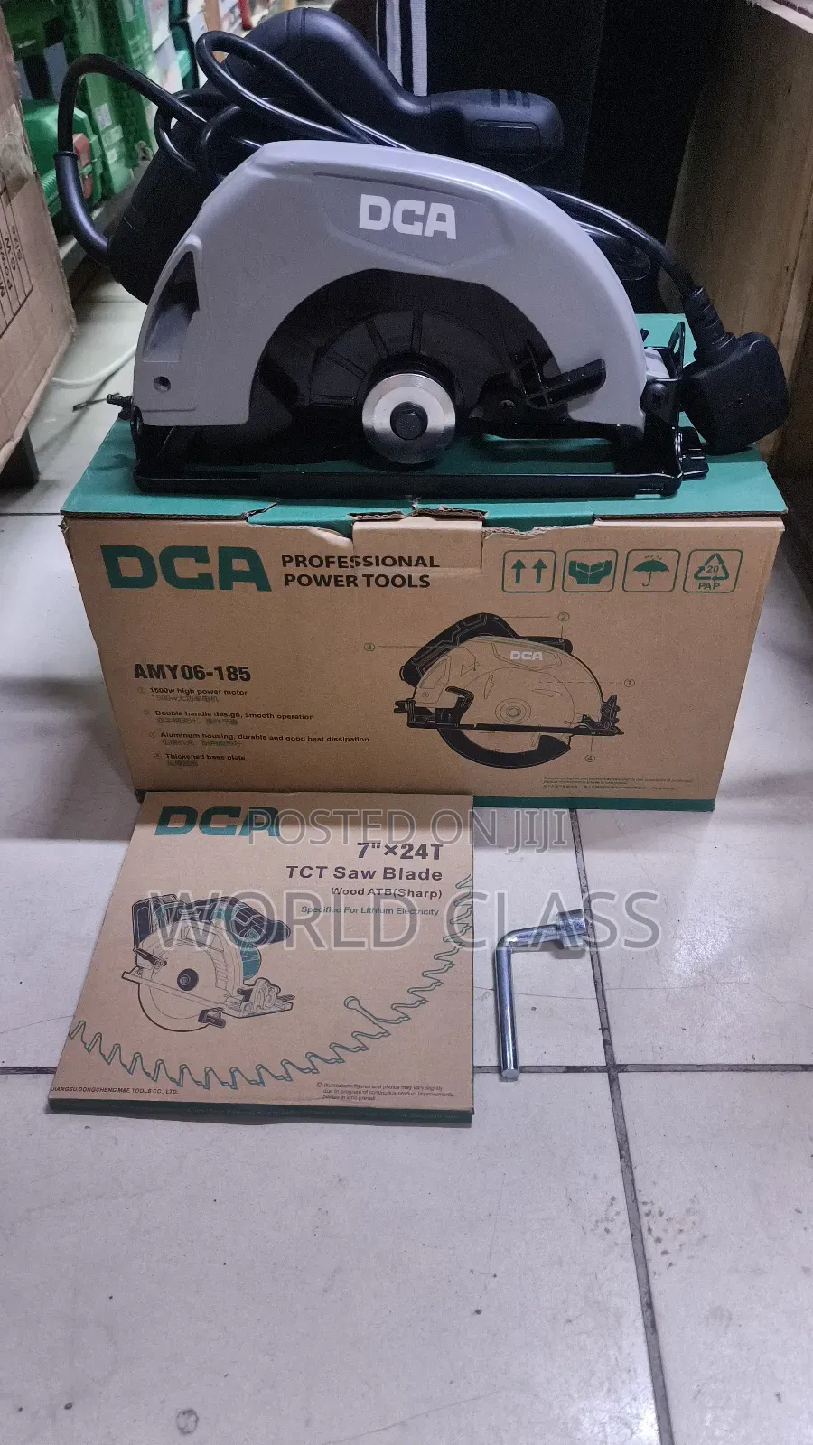 Dca 7" Circular Saw With a Free 7" Blade