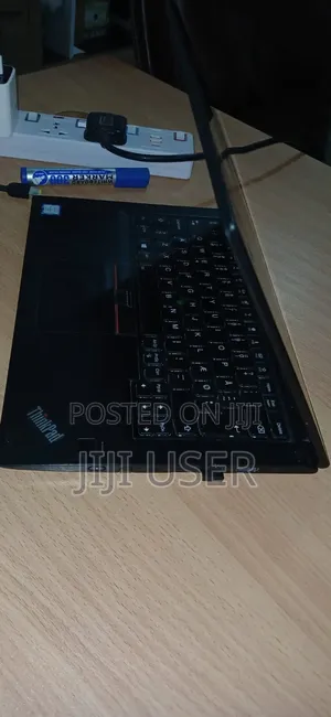 Laptop Lenovo ThinkPad X380 Yoga 8GB Intel Core i5 SSD 250GB