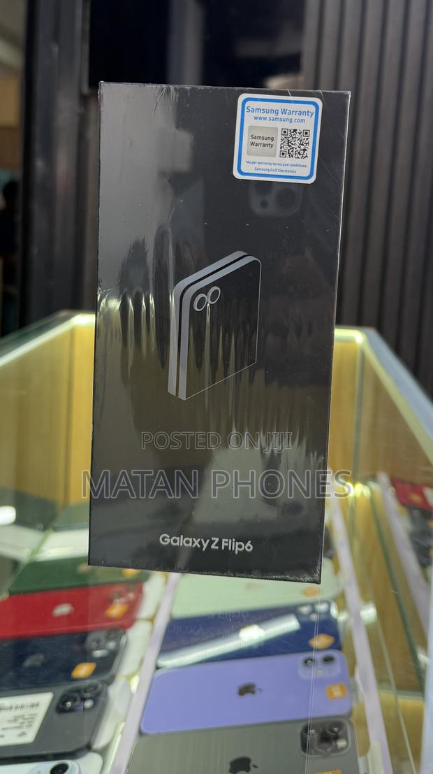 Samsung Galaxy Z Flip6 256 GB Black - main view