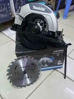 7-Inch Makita Corded Circular Saw
