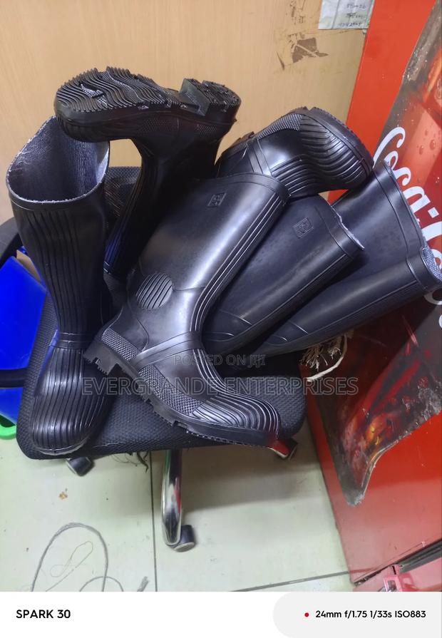 Heavy Duty Gumboot - main view