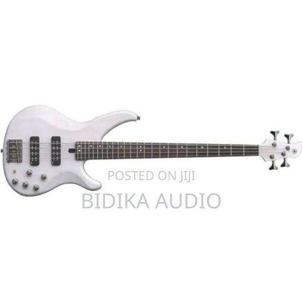 Yamaha 4 Strings Guitar