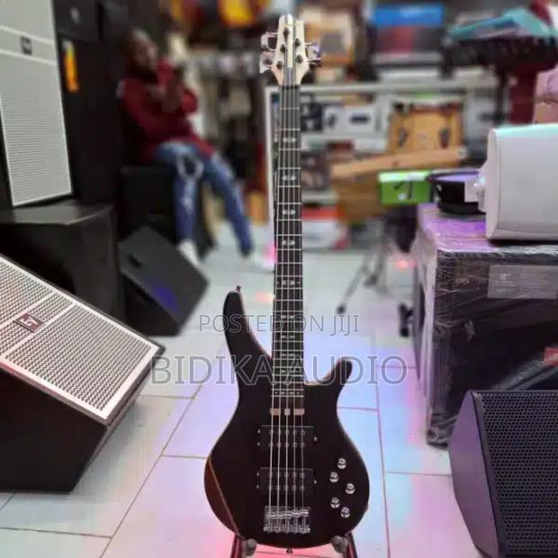 Yamaha Ac 012 Electric Guitar - main view