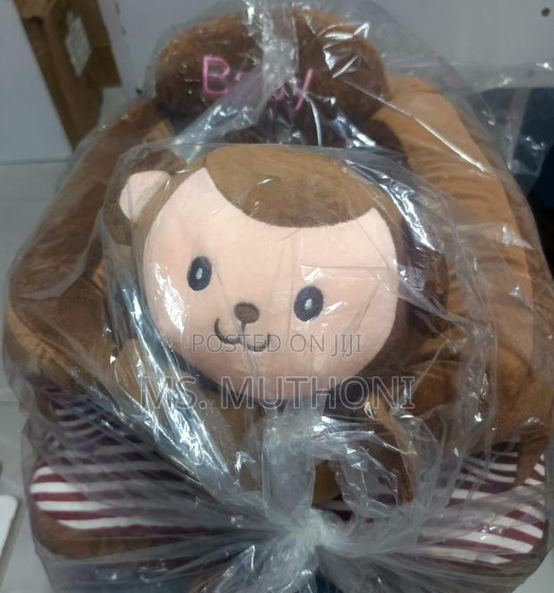 Plush Baby Sit Up Support Pillow - thumbnail 4
