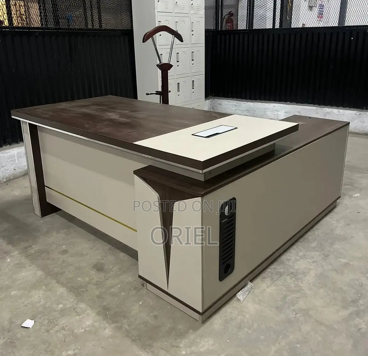 Modern Office Desk : Advanced 1.6m Executive L-Shaped Office Desk