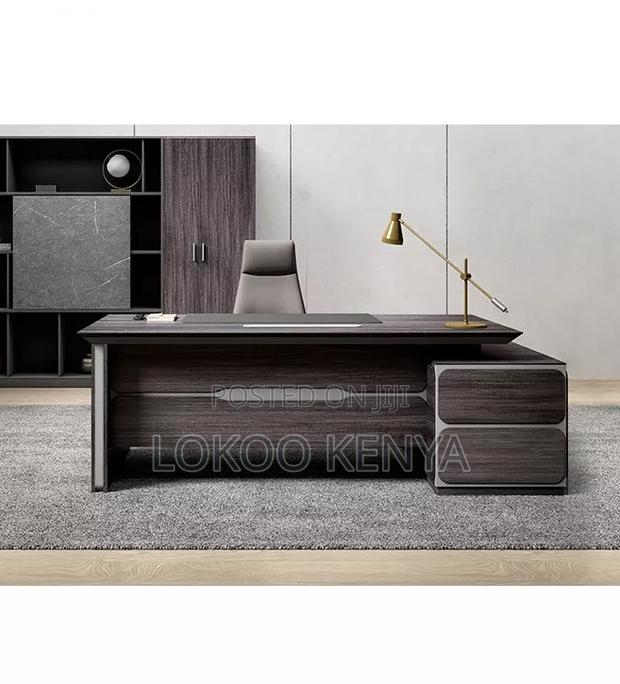 Office Desk; 1.6 M Executive Gray L Shape in Colour Office Desk - thumbnail 4