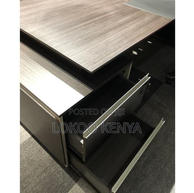 Office Desk; 1.6 M Executive Gray L Shape in Colour Office Desk - thumbnail 16