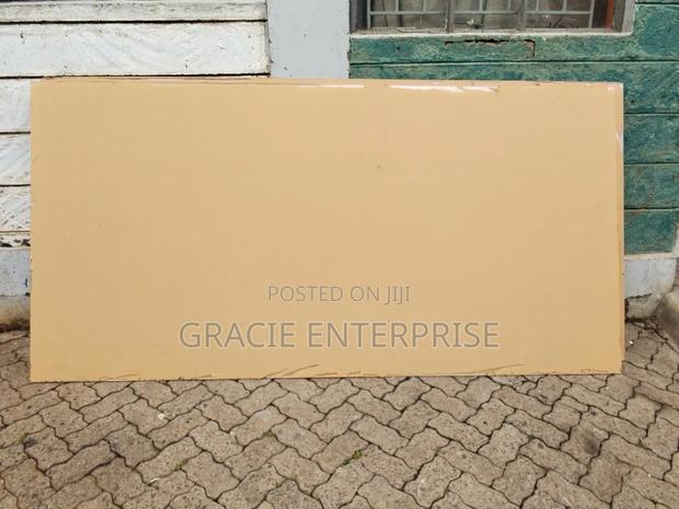 4ft by 8ft Perspex Sheet