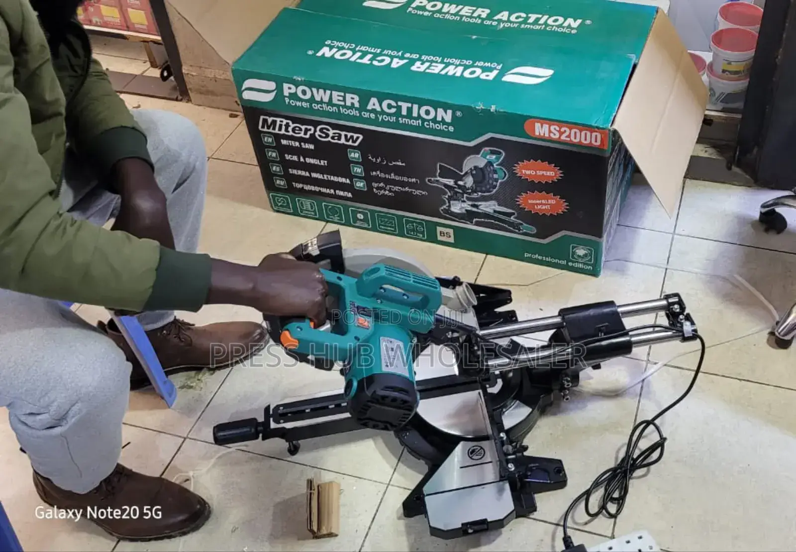 Power Action Ms2000 Sliding Compound Miter Saw.√°°