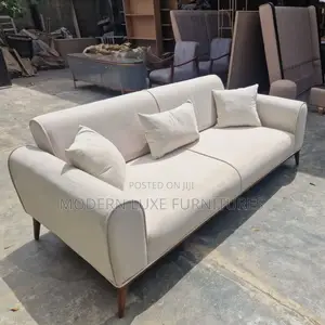 Beautiful Cream 3 Seater Sofa/3 Seater Sofa