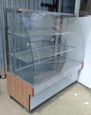 New Affordable Quality Refrigrated /Commercial Cake Display