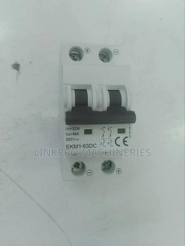 32a Dc Circuit Breaker