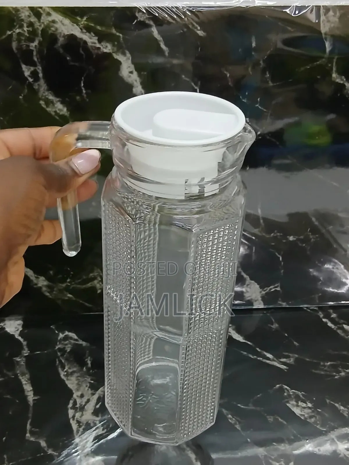 1 Litre Transparent Water / Juice Jug –Bz