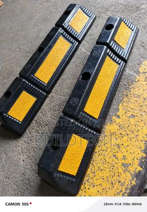 Flexible Rubber Parking Stopper - main view