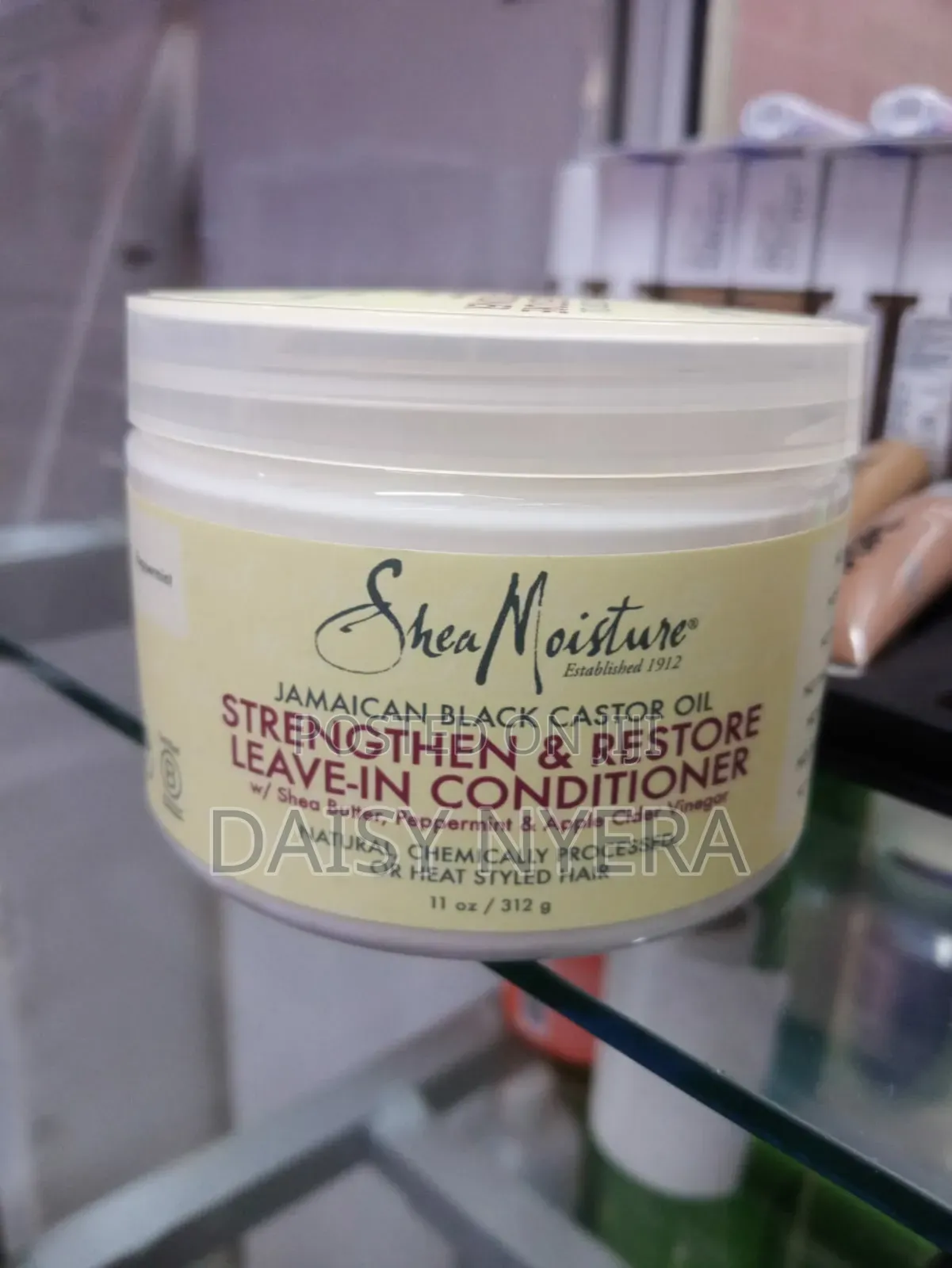 Shea Moisture Jamaican Castor Strengthen Leave in Conditioner 340g