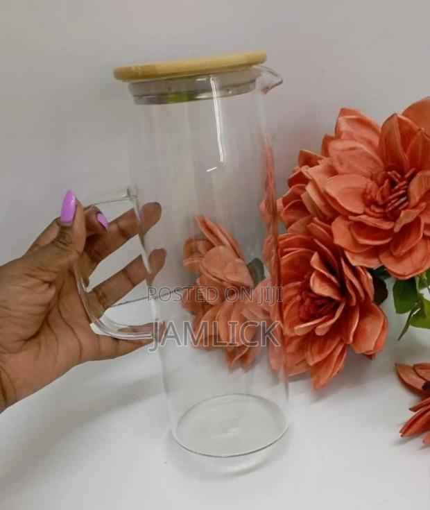 1.2 Litre Heat Resistant Glass Jug With Airtight Bamboo Lid - Bz