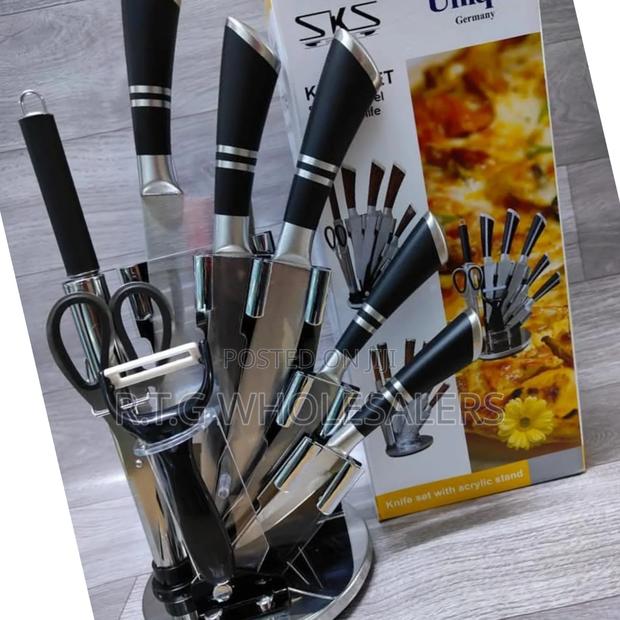 Executive Unique Knife Set With Stand