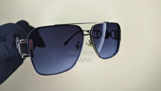 Versace Sunglasses - thumbnail 3