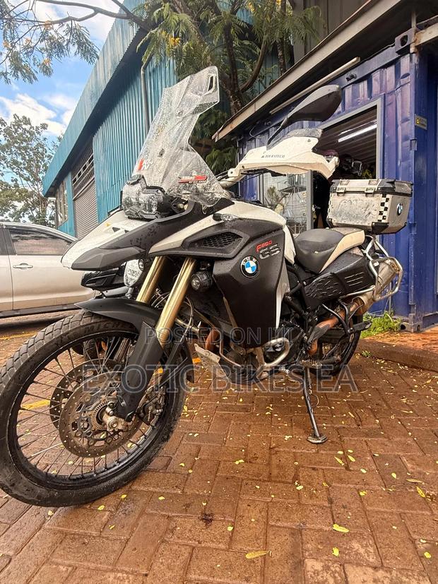 BMW F 800 GS 2015 Beige - main view