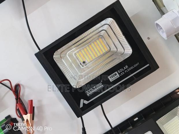 100w Floodlight - main view