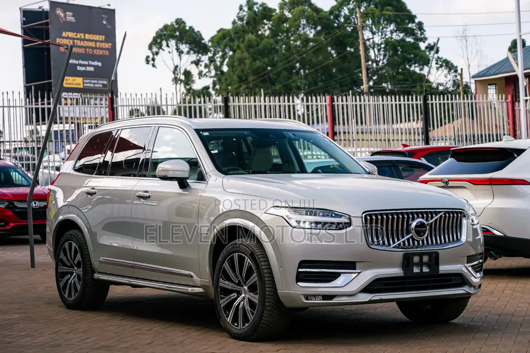 Volvo XC90 2020 Gold