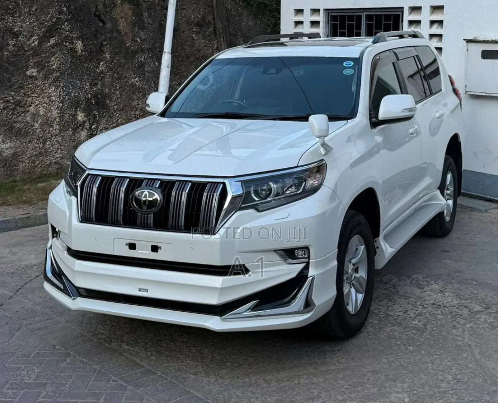 Toyota Land Cruiser Prado 2.7 2019 Pearl