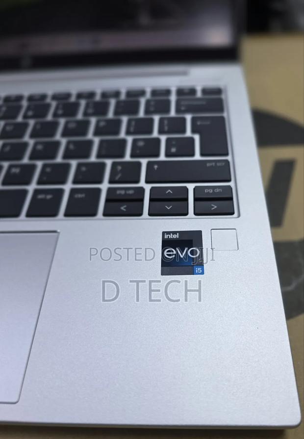 New Laptop HP EliteBook 830 16GB Intel Core i5 SSD 512GB - thumbnail 4