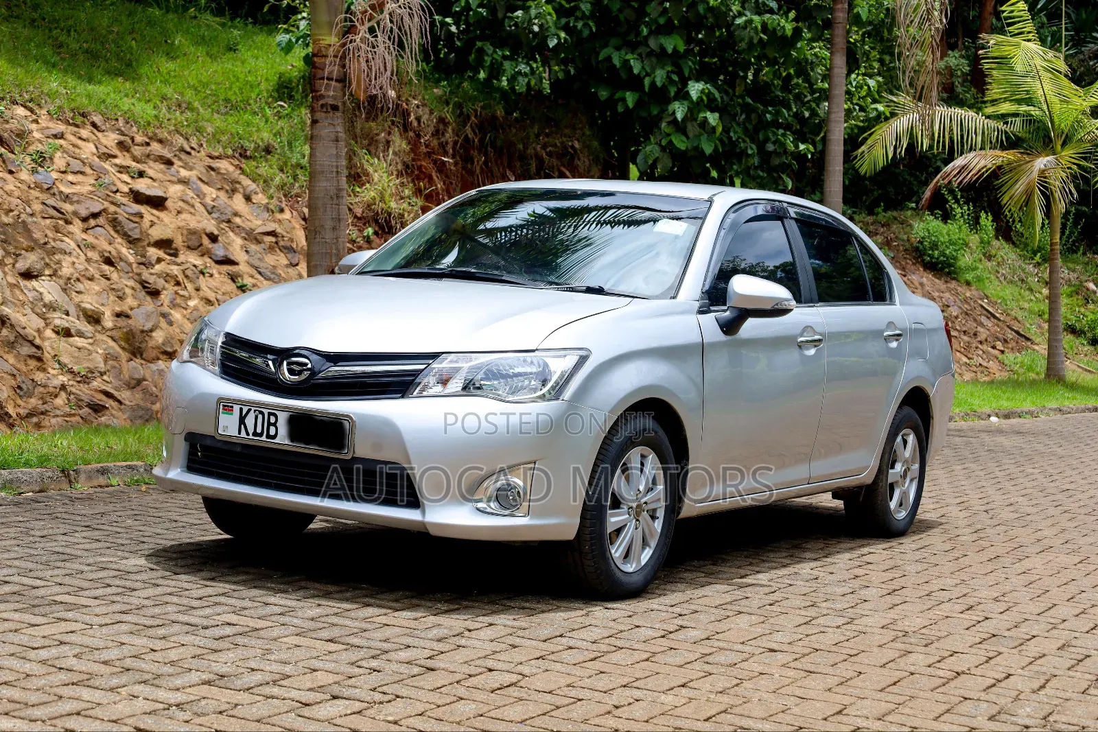 Toyota Axio 1.5 X 2WD 2014 Silver