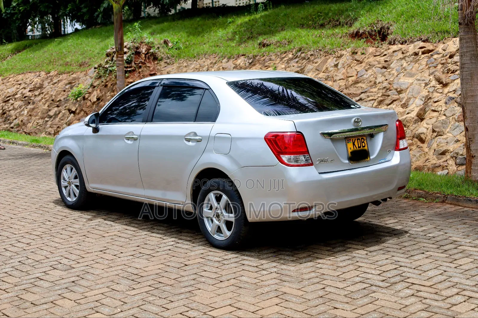 Toyota Axio 1.5 X 2WD 2014 Silver