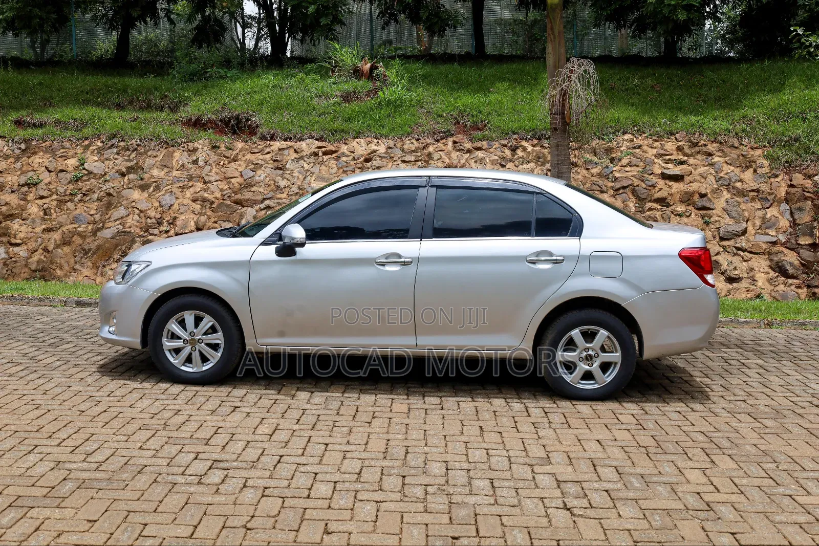 Toyota Axio 1.5 X 2WD 2014 Silver