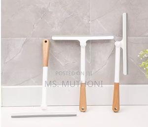 Glass Window / Door Squeegee - main view