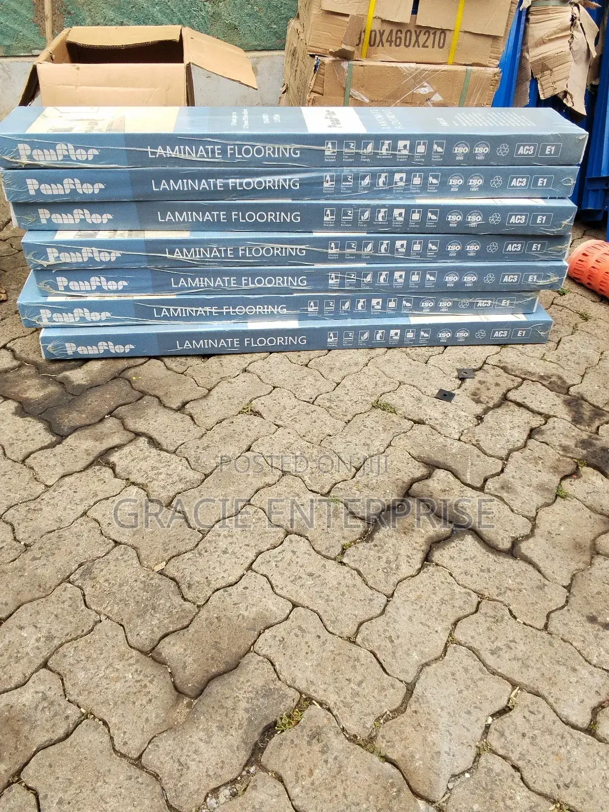 Laminated Flooring/ Floor Laminates