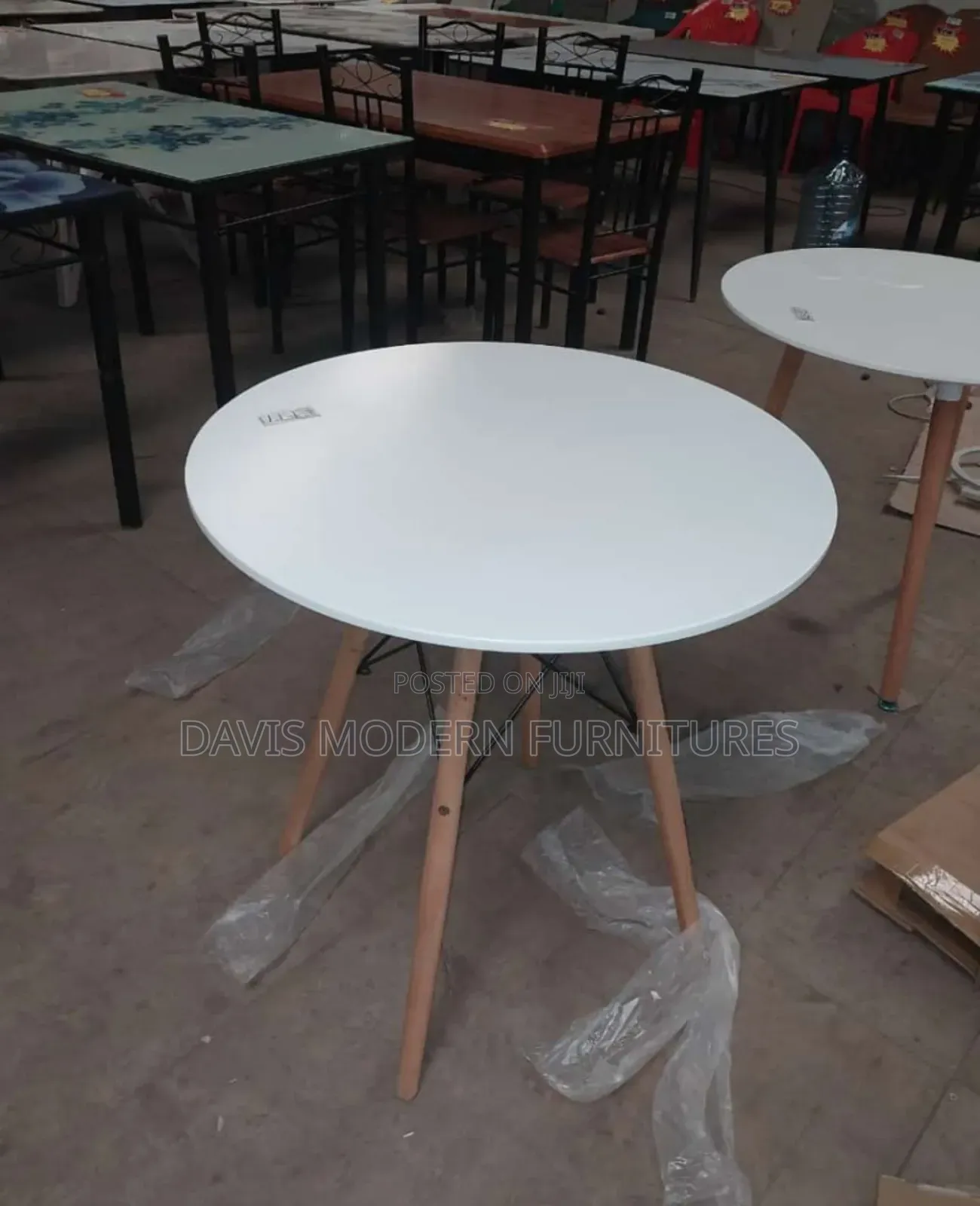 Round Marble Table