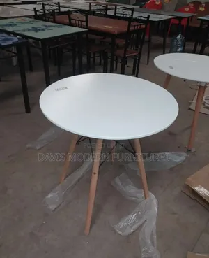 Round Marble Table