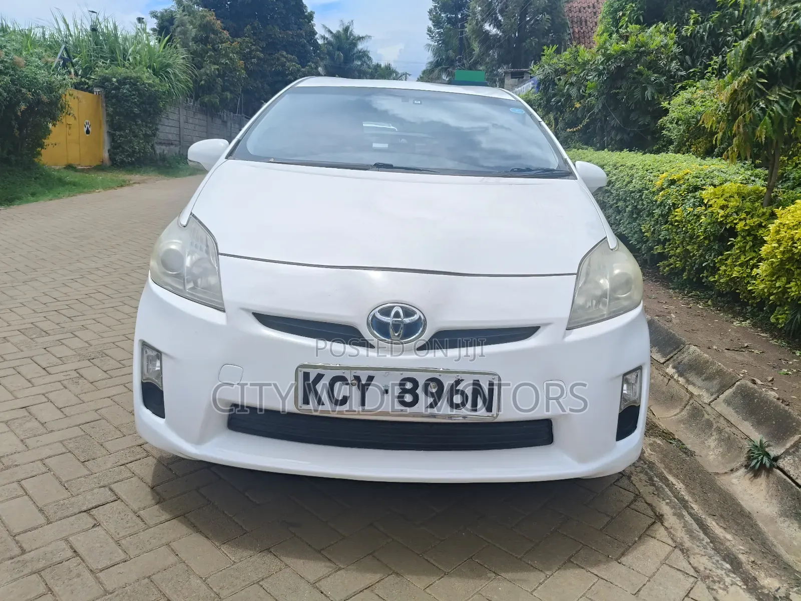 Toyota Prius 2012 White