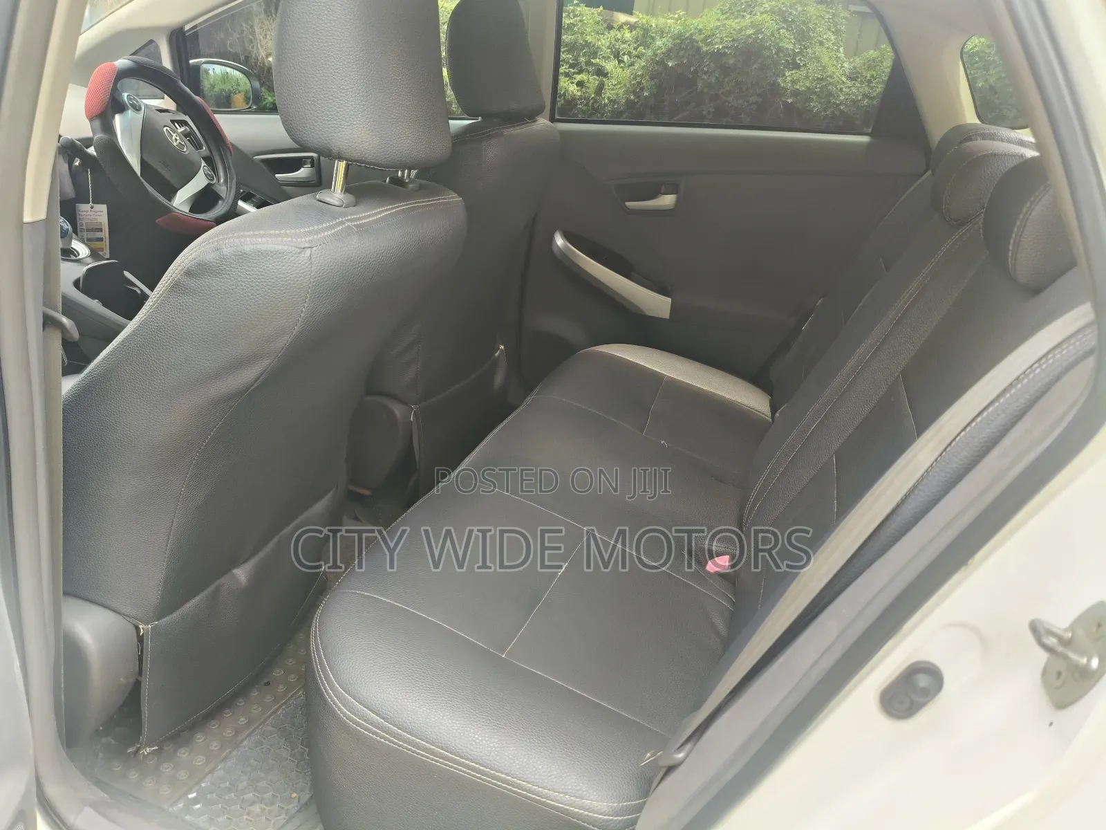 Toyota Prius 2012 White