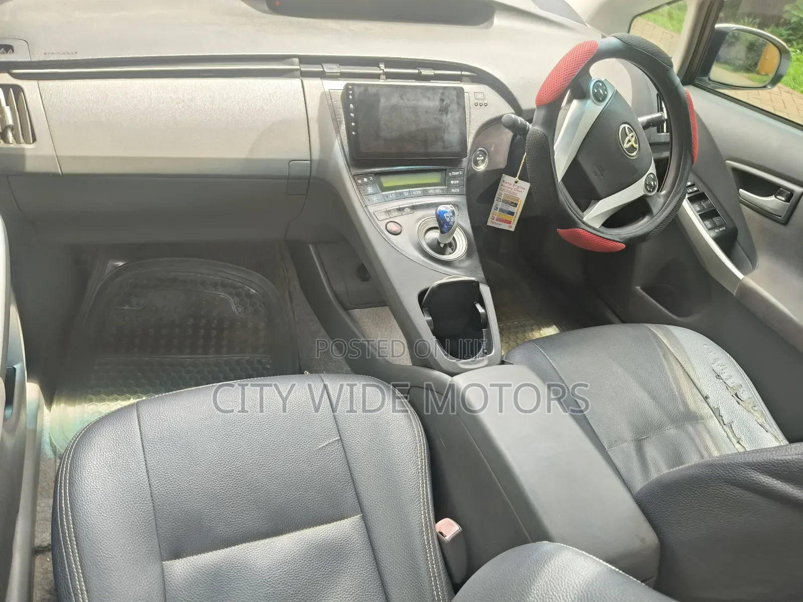 Toyota Prius 2012 White