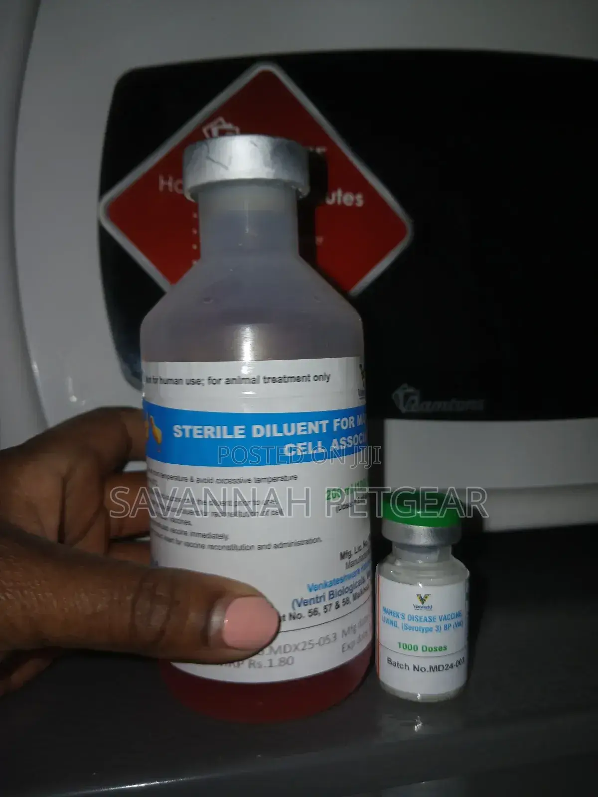 Mareks Newcastle Gumboro Fowl Pox Fowl Typhoid Vaccines - 1000 Doses