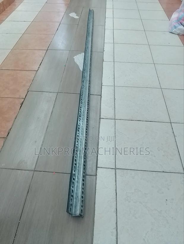 8 Feet Solar Rail - thumbnail 3