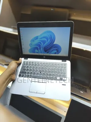 Laptop HP EliteBook 820 G3 8GB Intel Core i5 SSD 256GB