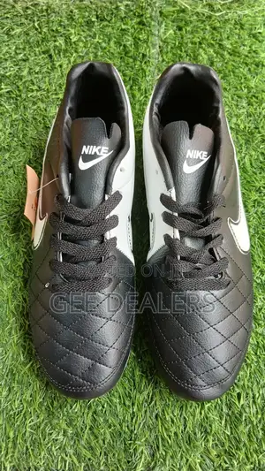 Nike Tiempo Football Boots,Size 37-42