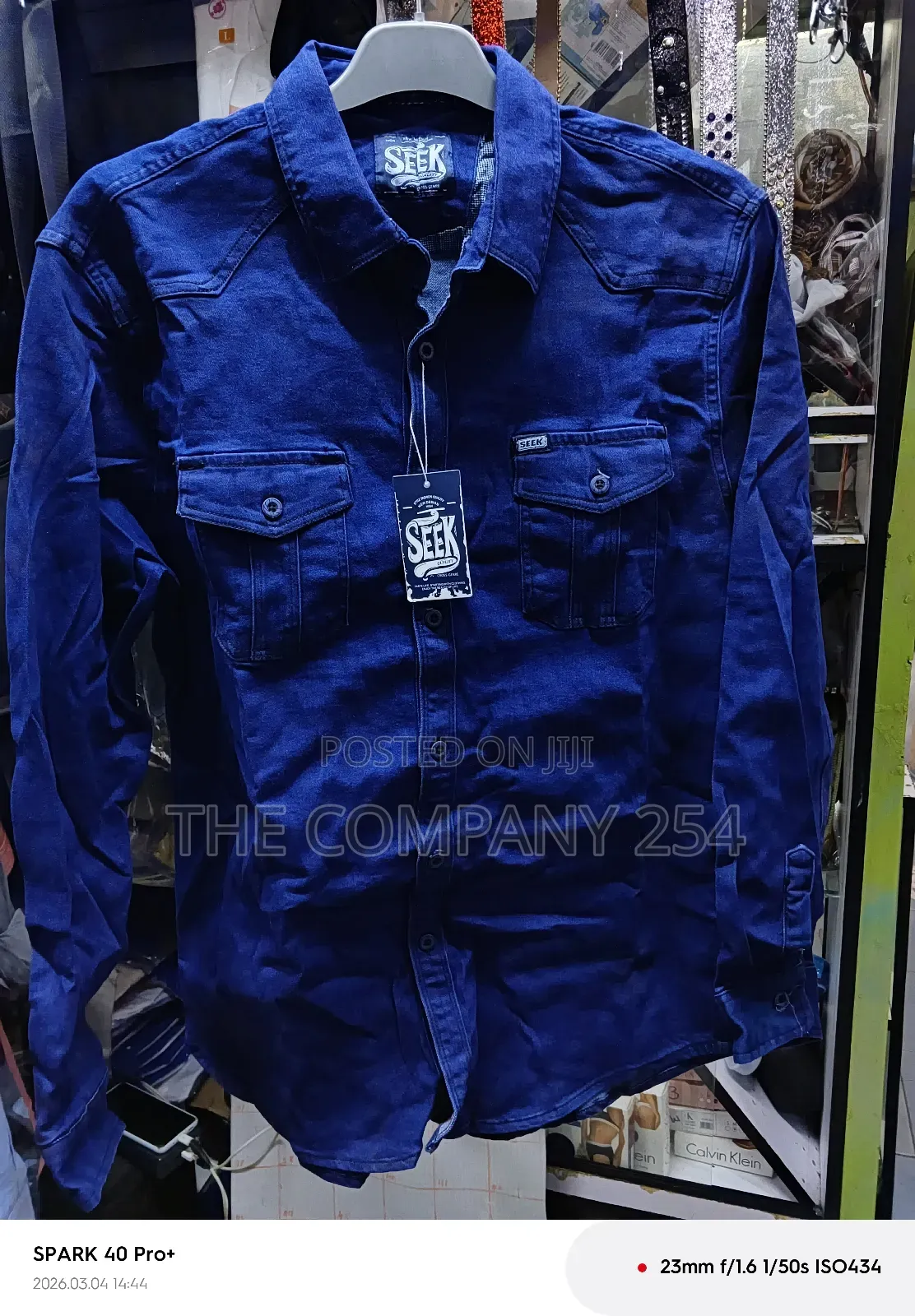 Quality Denim Unisex Long Sleeved Double Pocket Collar Denim Shirt