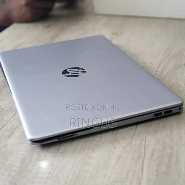 New Laptop HP 250 G10 8GB Intel Core i5 SSD 512GB - thumbnail 3