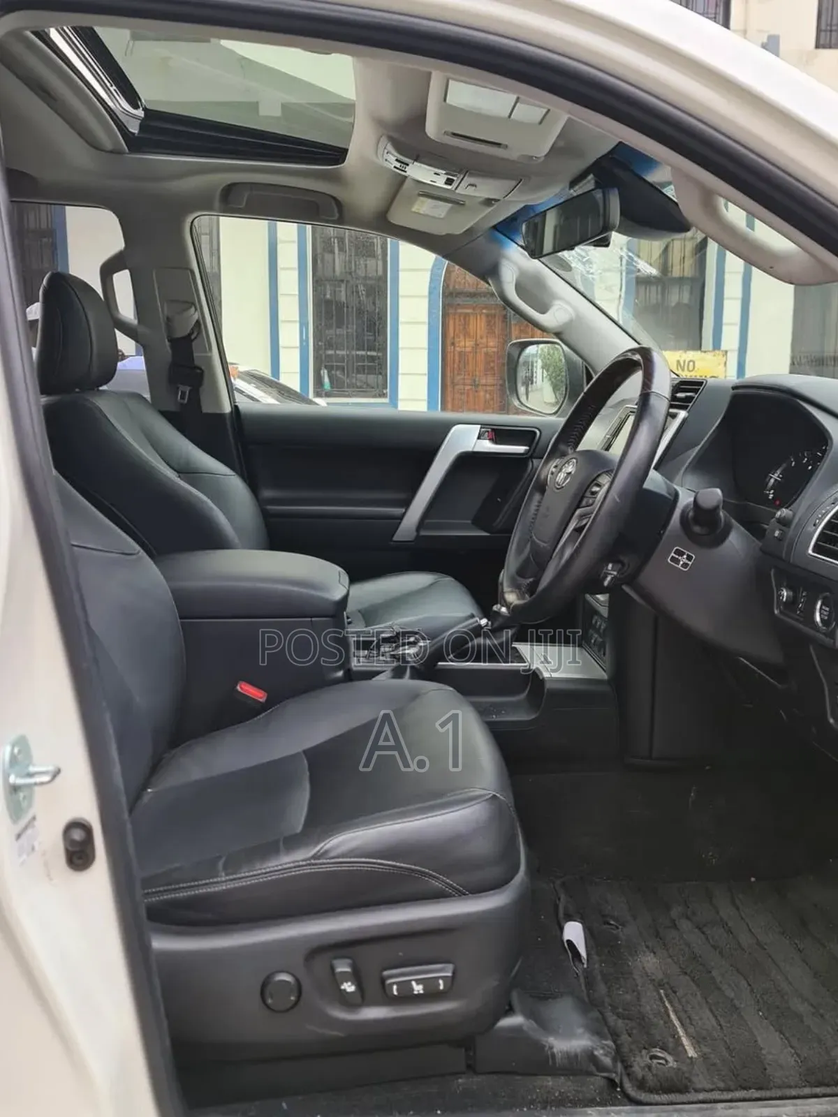 Toyota Land Cruiser Prado 2.8 2019 White