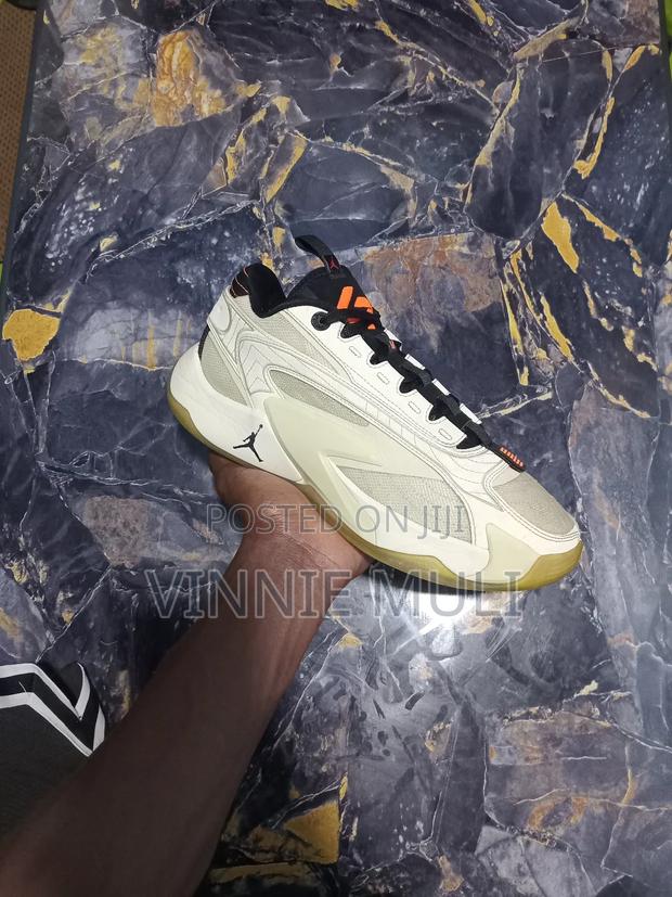 Basketball Shoes - main view