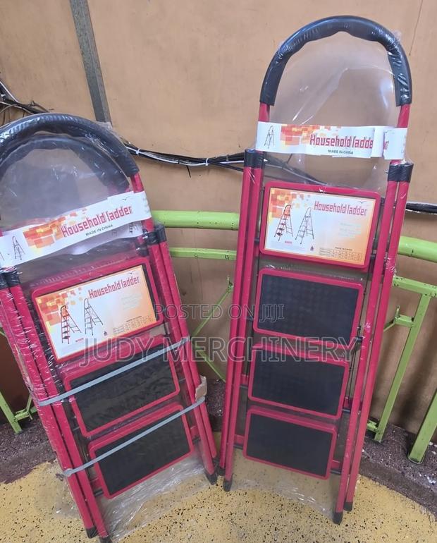 Red Steps Ladder 3 Steps - main view