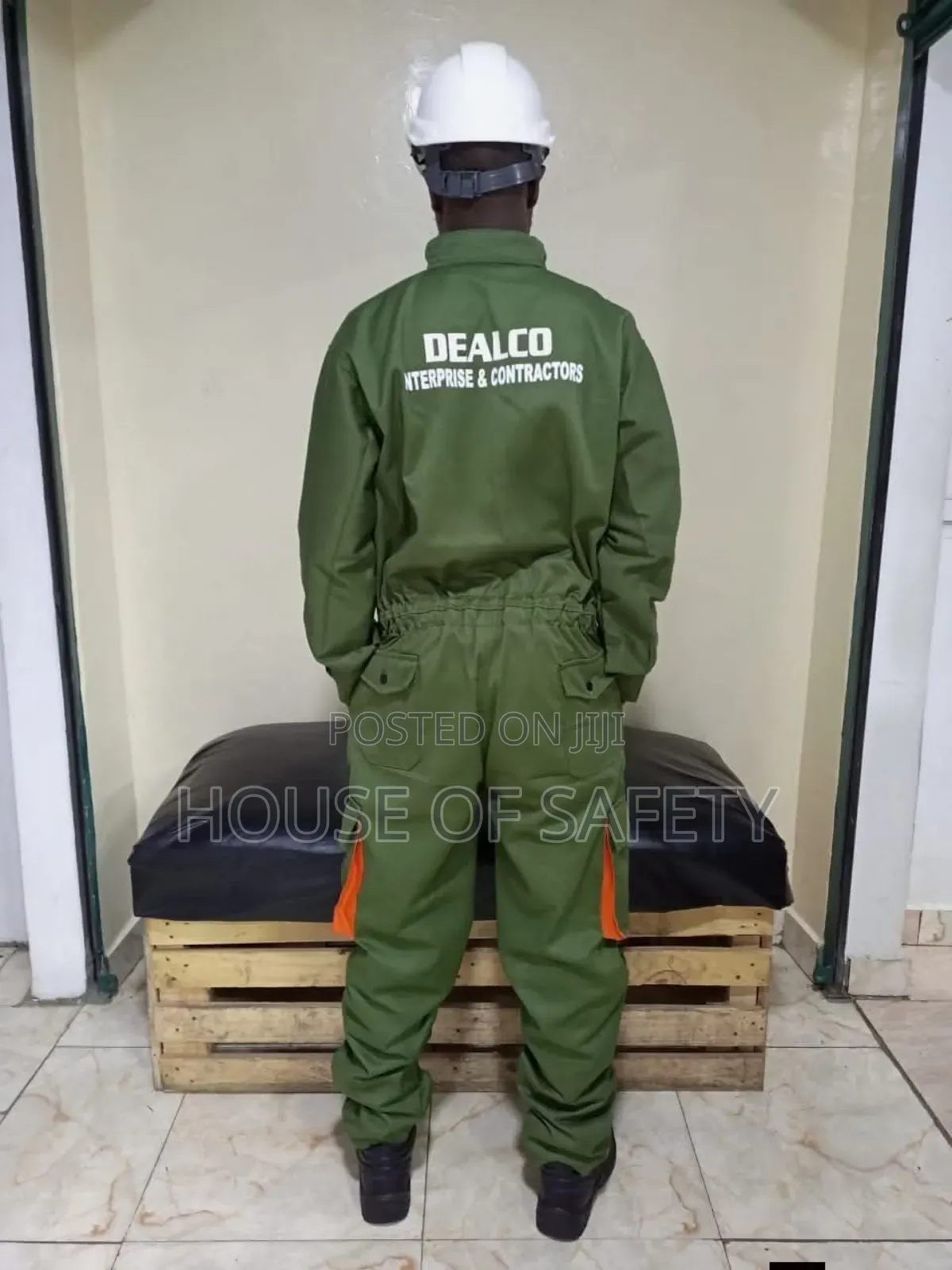 Uniforms Specialist Overall
