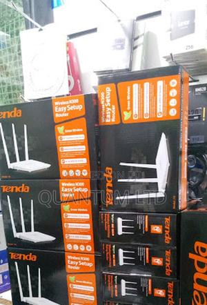 Tenda Wifi Router F3 - main view