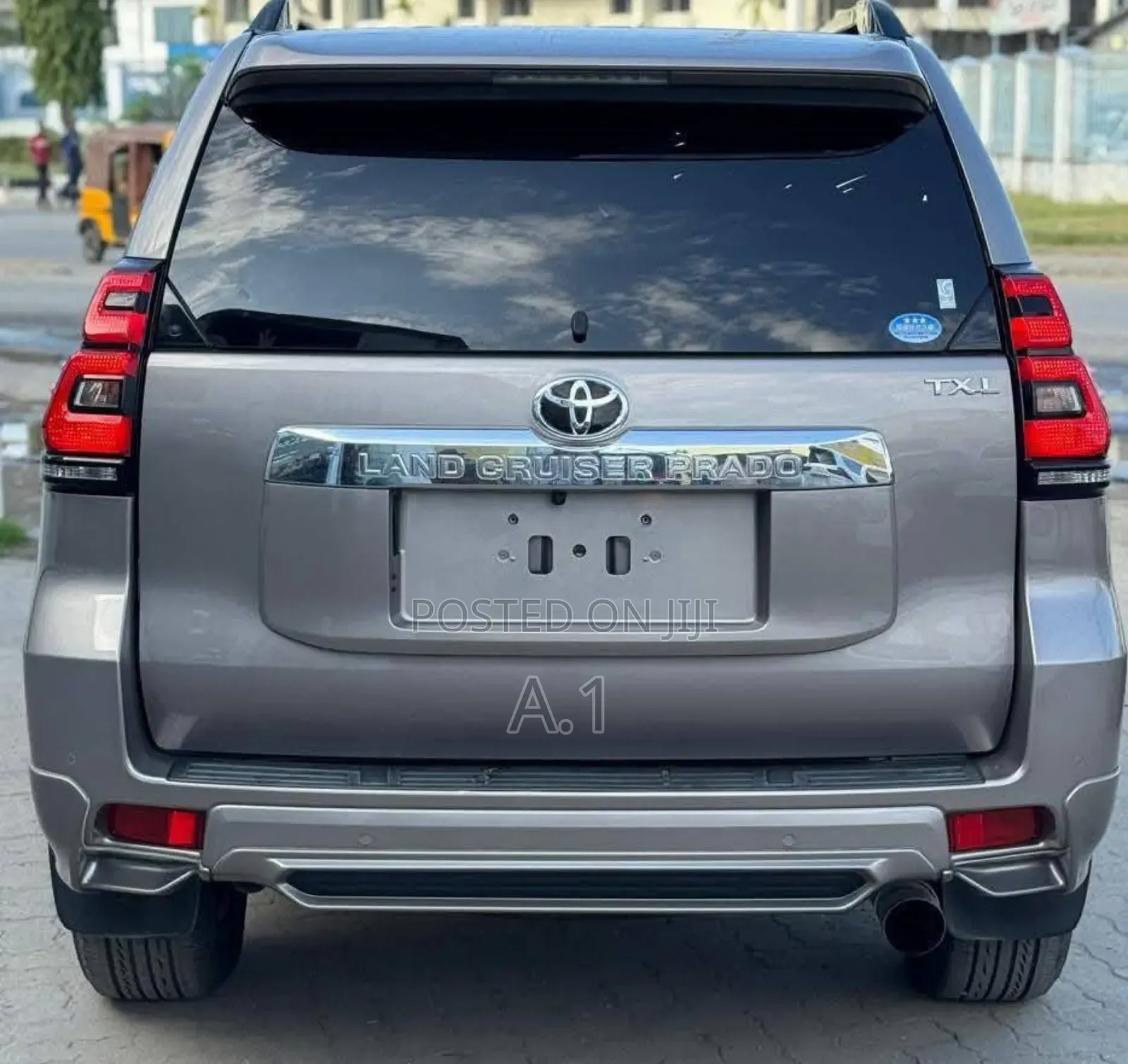 Toyota Land Cruiser Prado 2.7 2018 Gold